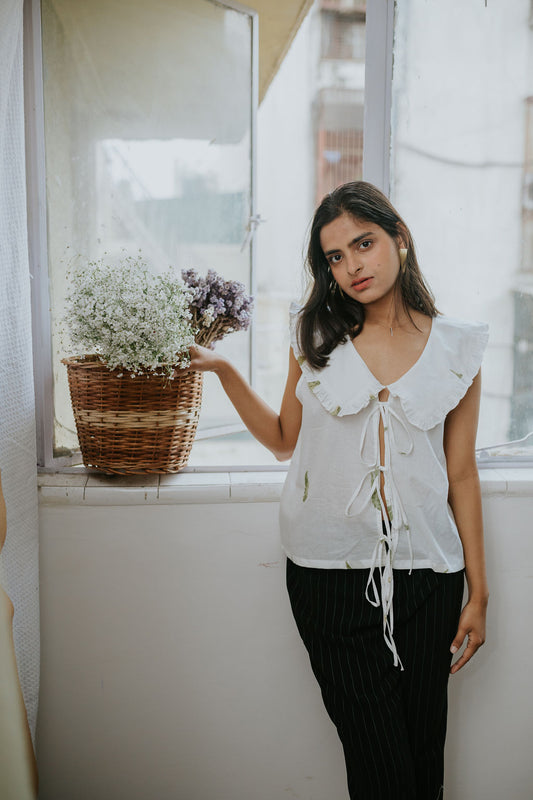 Leafy Collared Top
