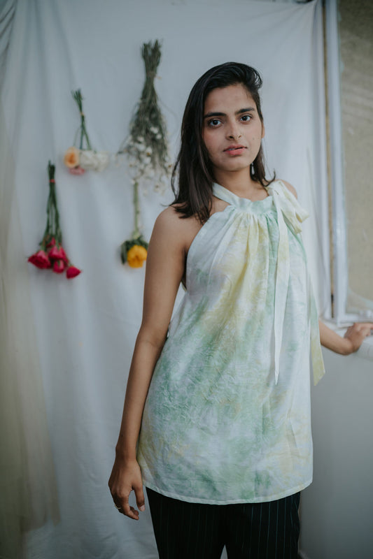 Hues Hustle Knot Top