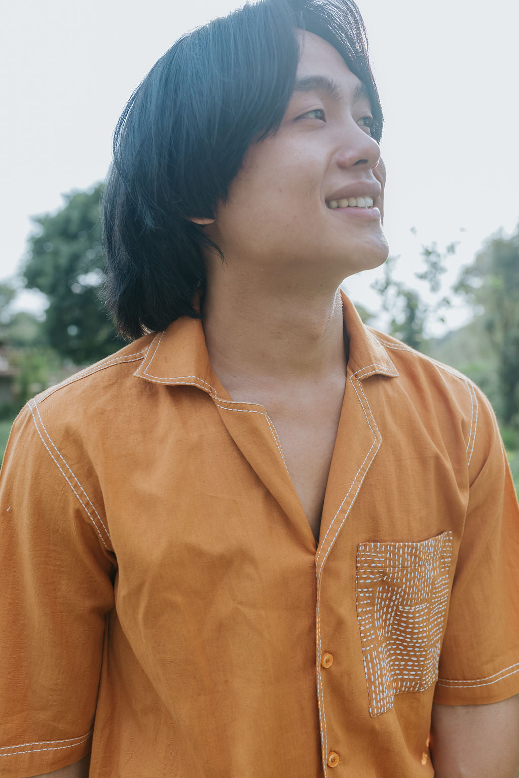 Hand-Embroidered Linen Shirt (Men)