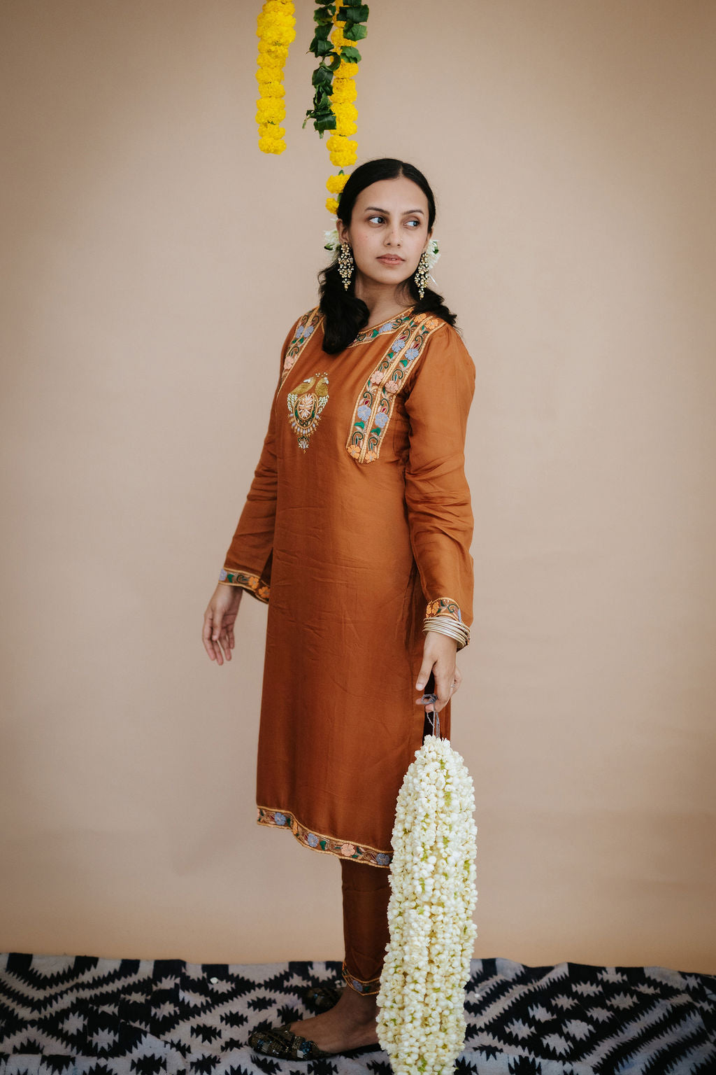 Guldozi Kurta Pant Set
