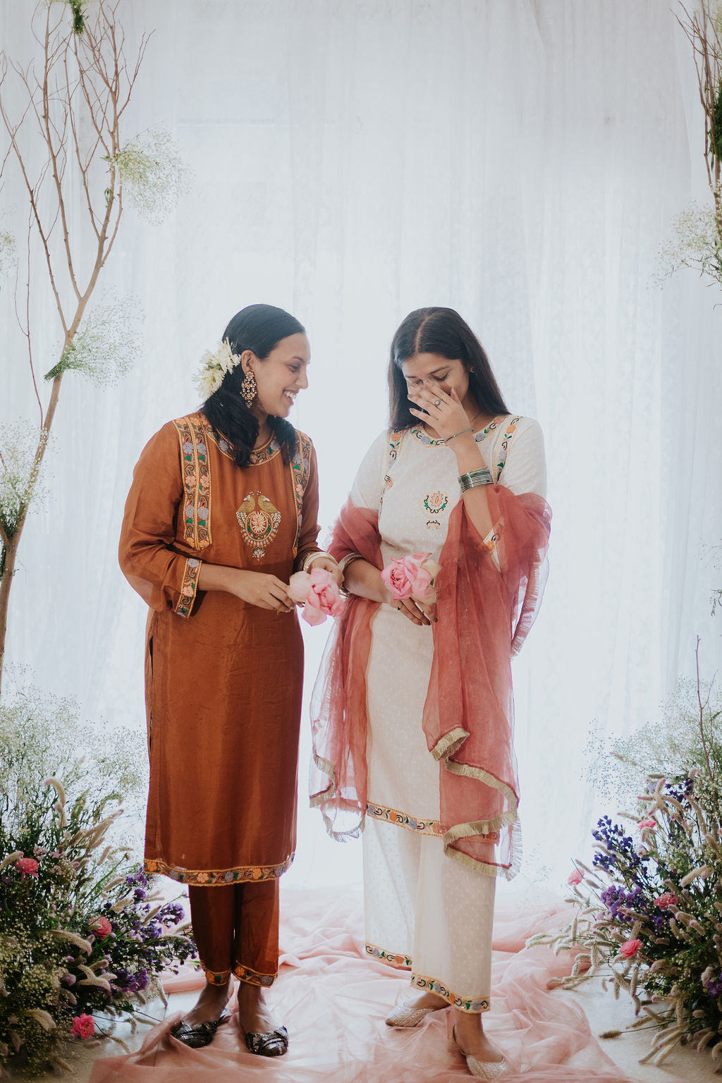 Guldozi Kurta Pant Set