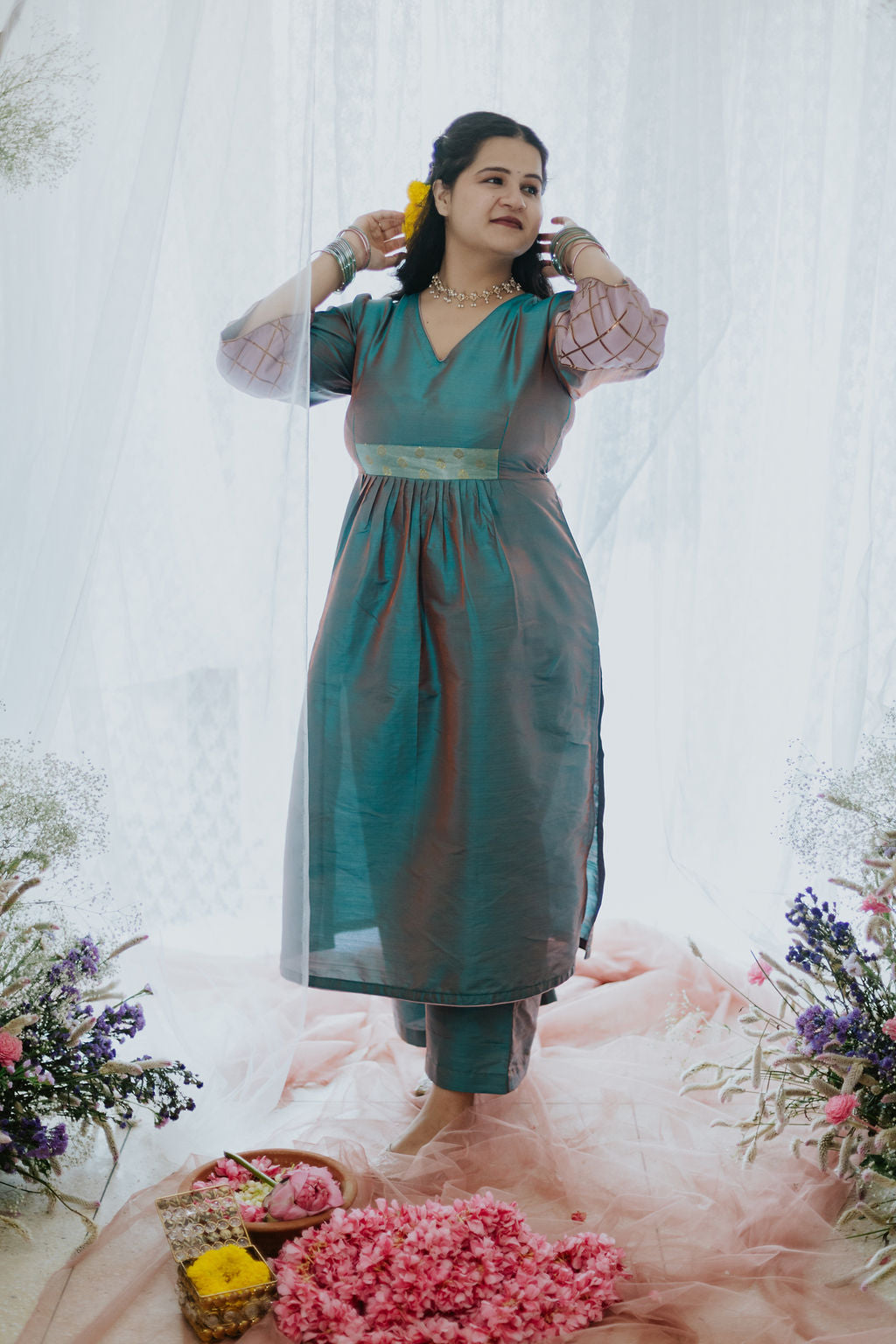 Morpankh Kurta Set