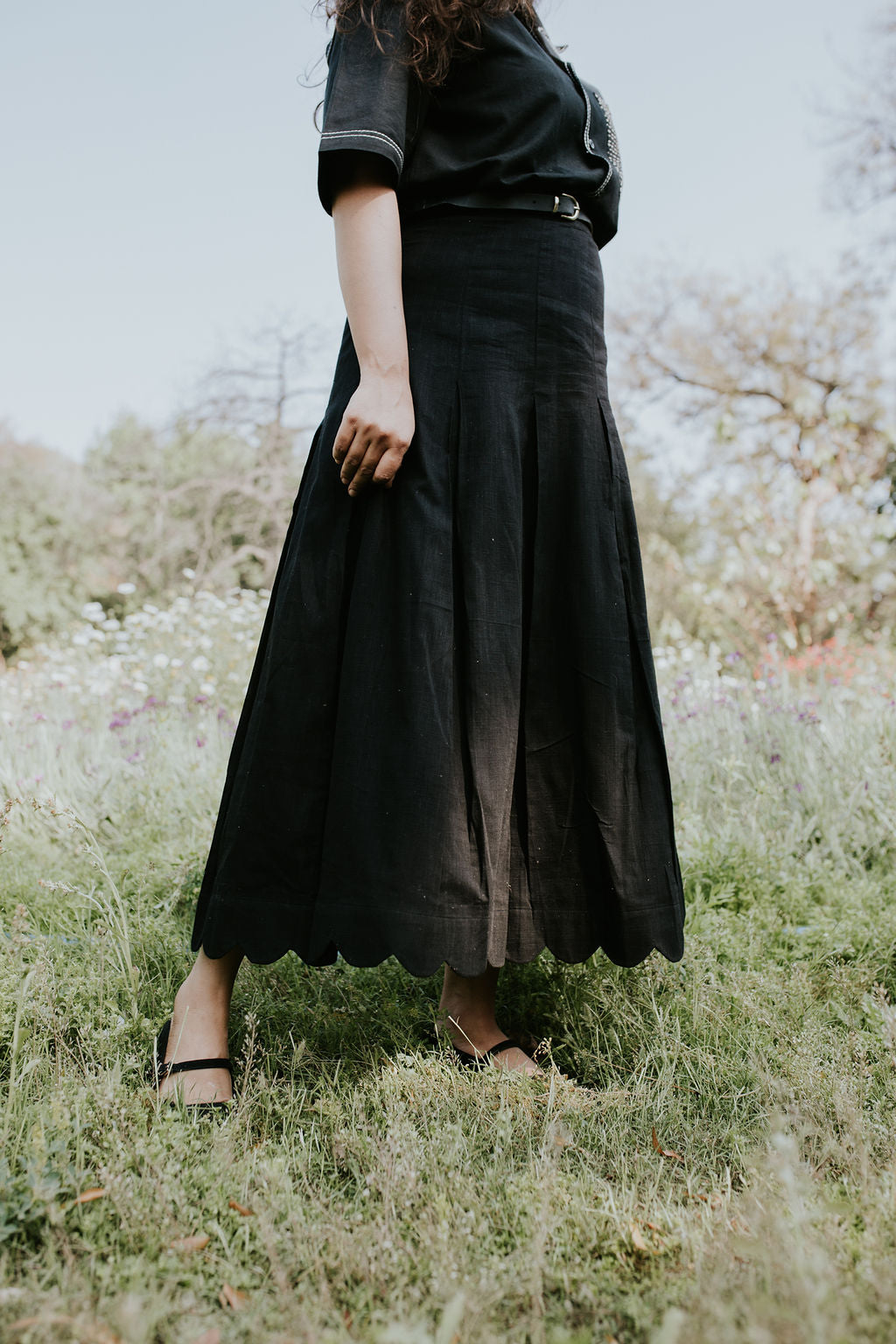Black Scallop Pleated Skirt