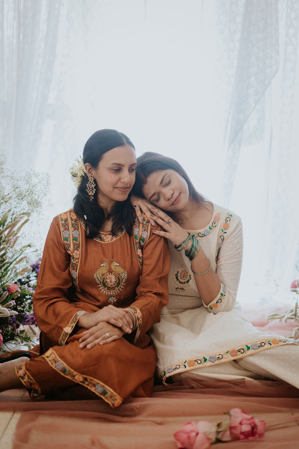 Guldozi Kurta Pant Set