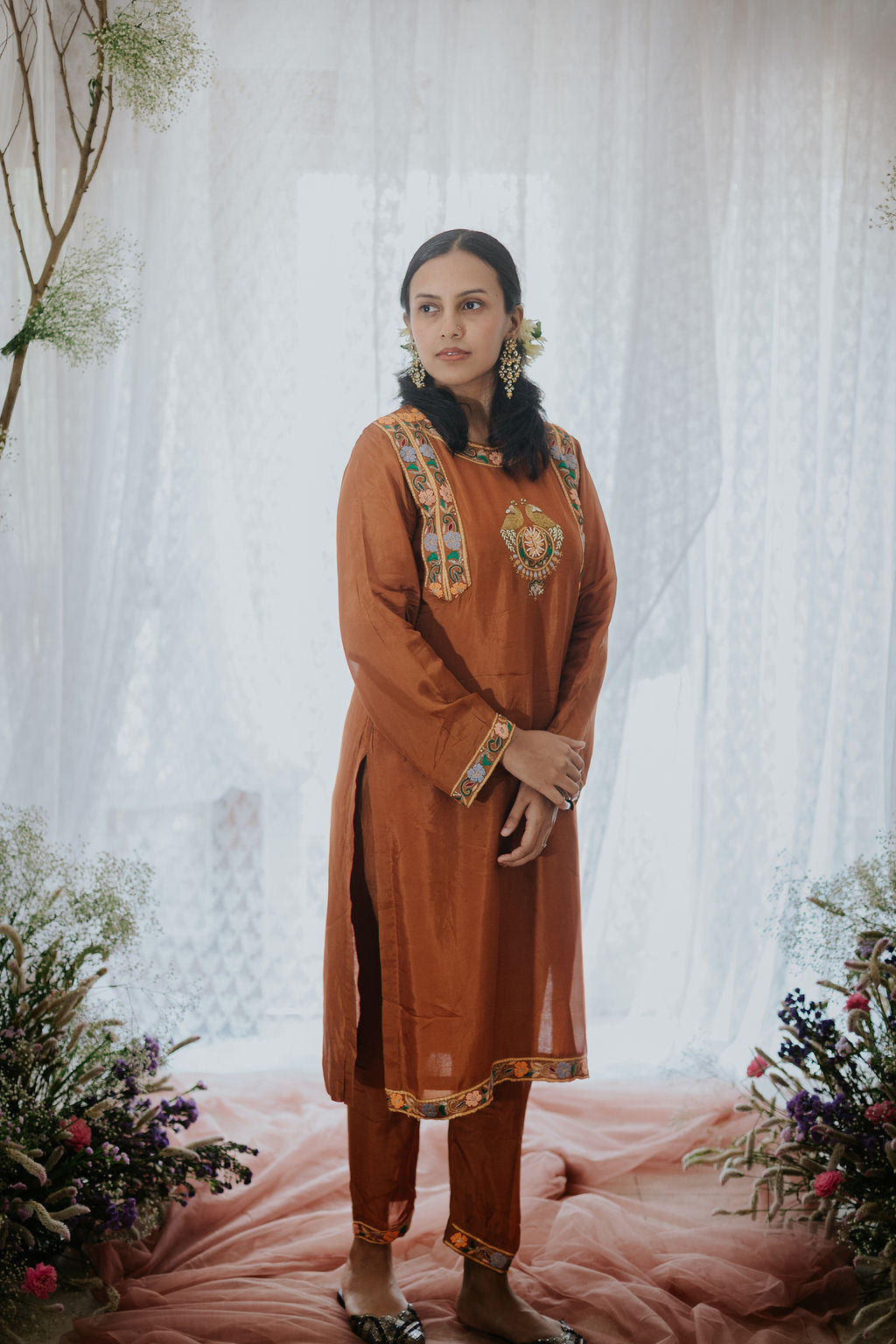 Guldozi Kurta Pant Set