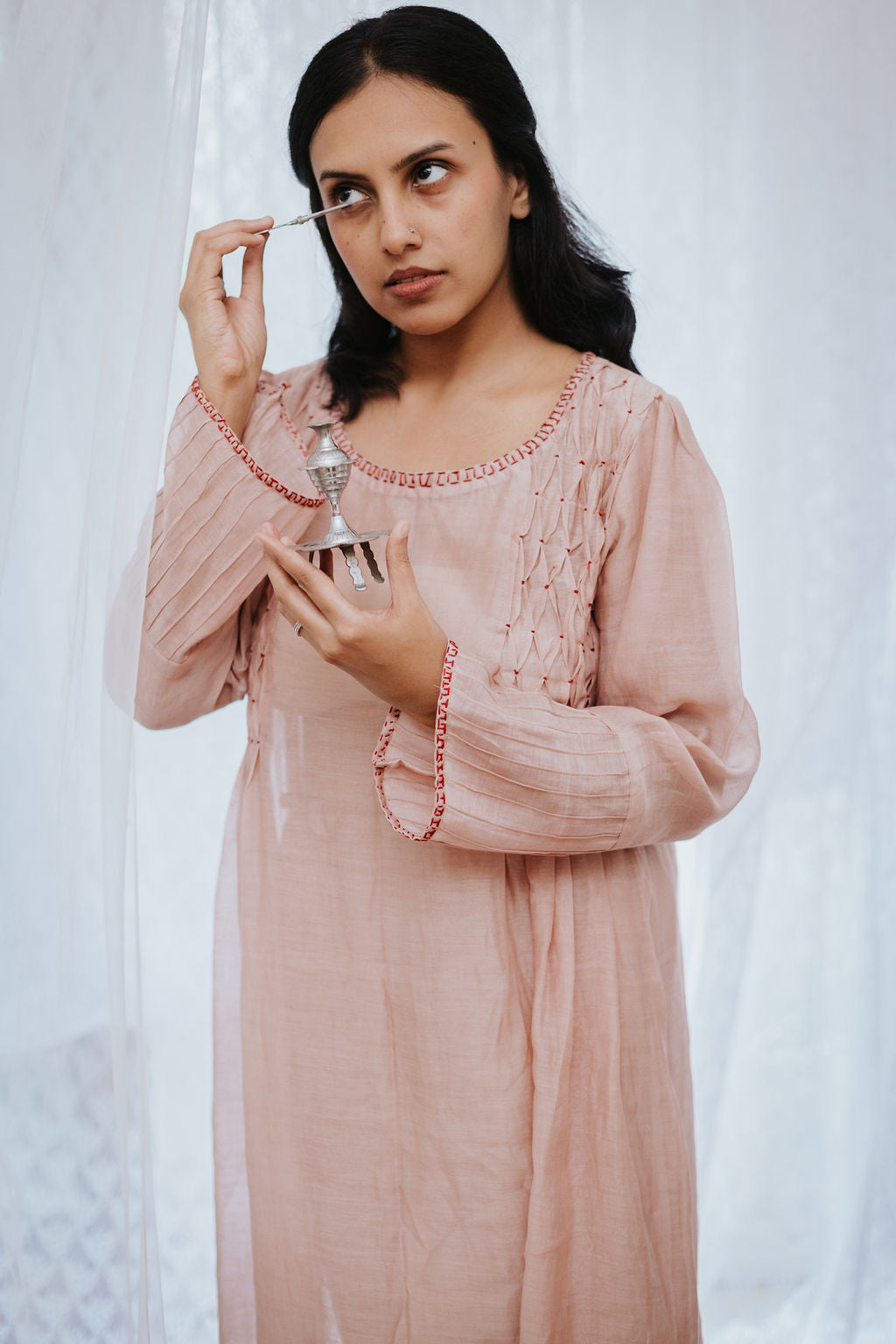 Gulabi Resham Kurta