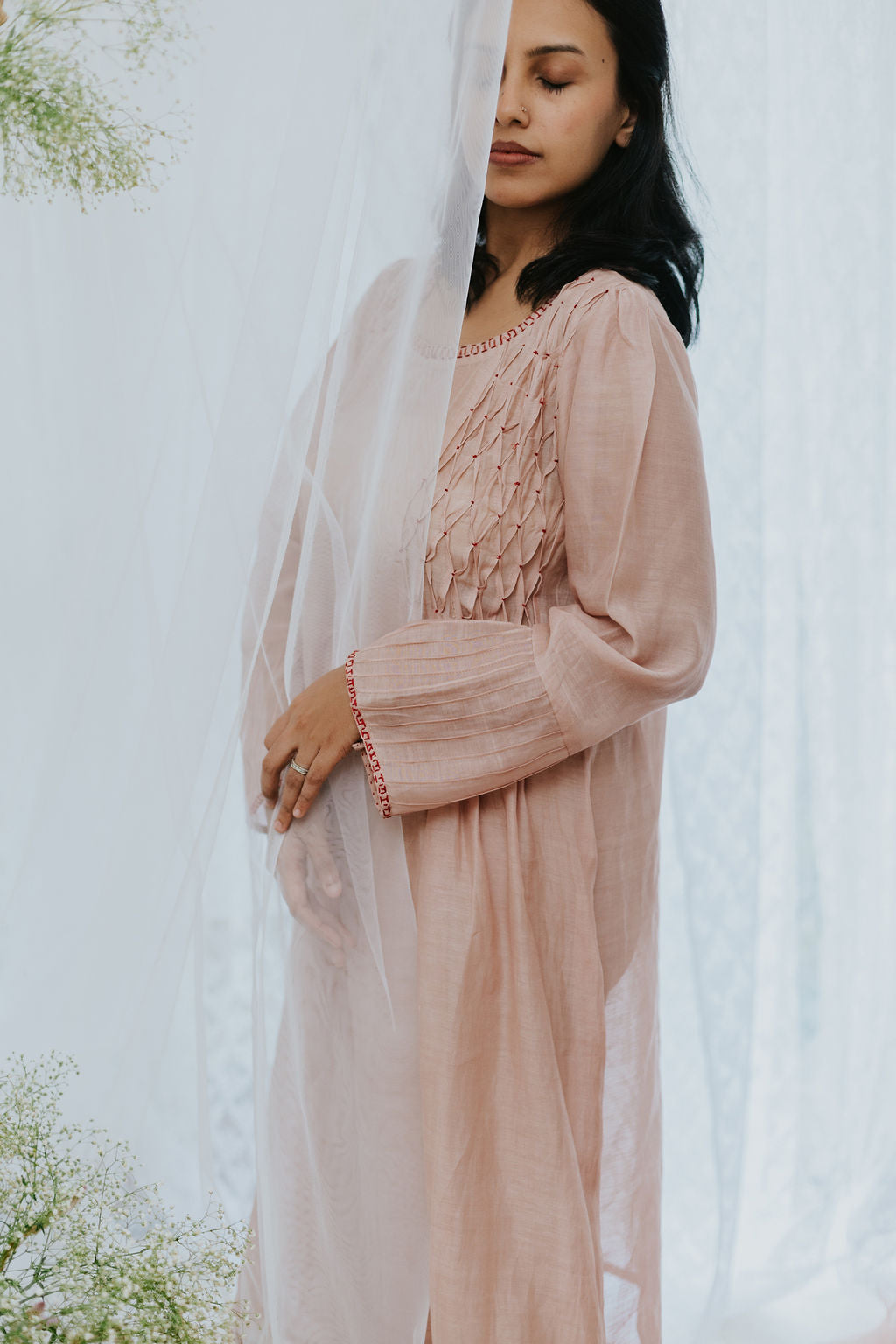 Gulabi Resham Kurta