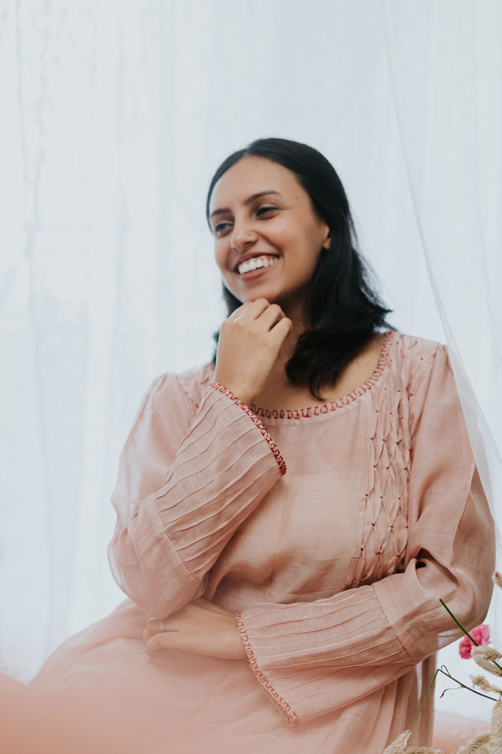 Gulabi Resham Kurta