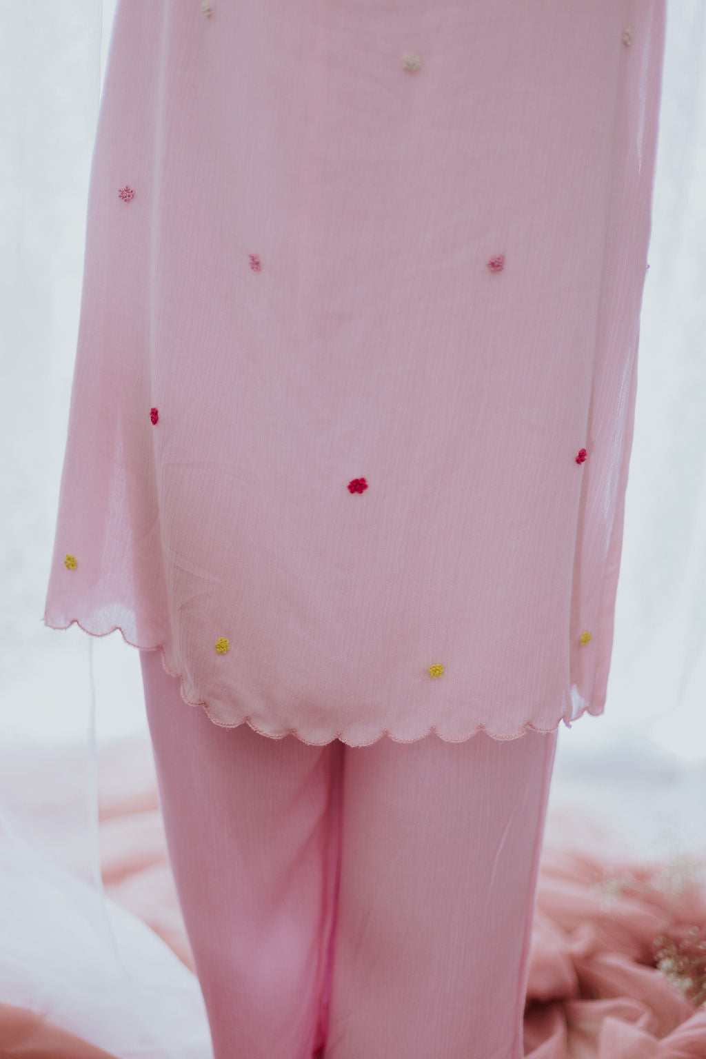 Afsaana Kurta Pant Set