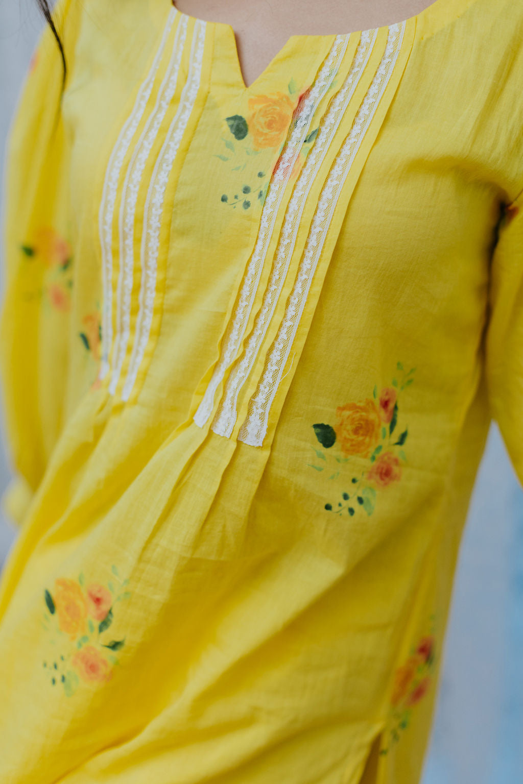 Roshan-e-rang Kurta Salwar